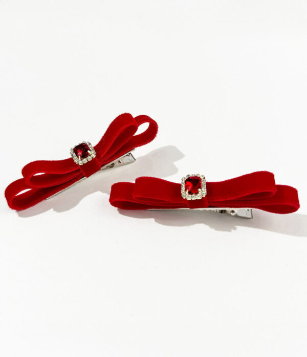 Clips Terciopelo Rubí