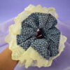 scrunchie-romantico-con-encaje-y-diseño-de-flores-xl Scrunchie XL Floral y Encaje