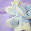 scrunchies-en-tendencia Scrunchie XL Cuadros Azul Pastel con Encaje